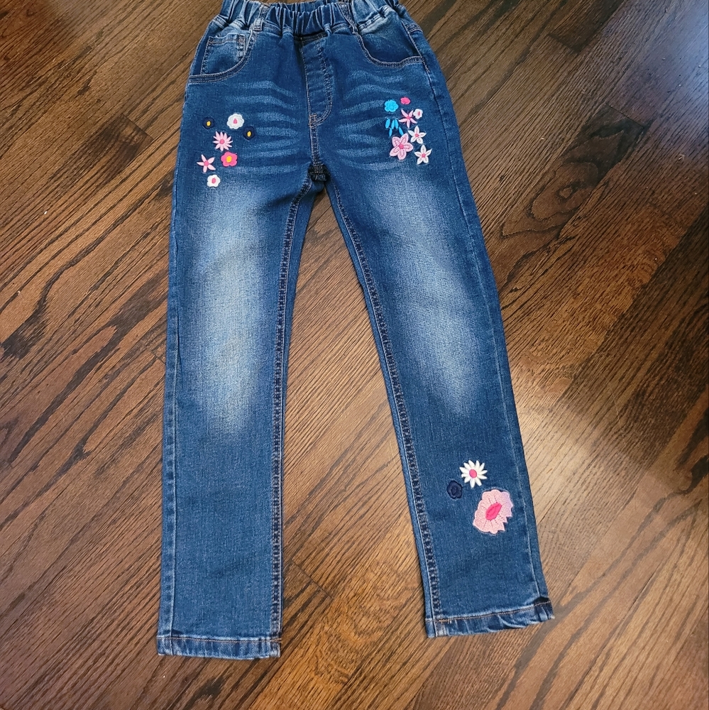 Girls size 8 Stretchy jeggings